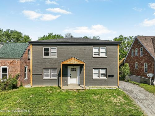 812 Broadway Street, Jefferson City, MO, 65101 | Card Image