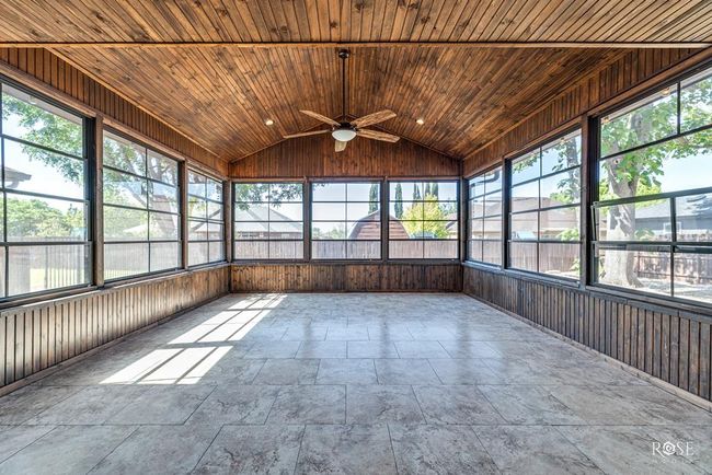 perfect space to host BBQ or have your morning cof | Image 33