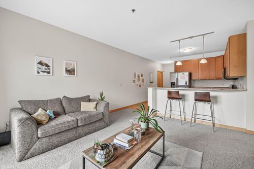 apt-302-2900 University Ave Se, Minneapolis, MN, 55414-3734 | Card Image