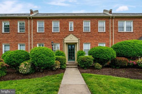 a-5 Russell Rd, Alexandria, VA, 22301-2644 | Card Image
