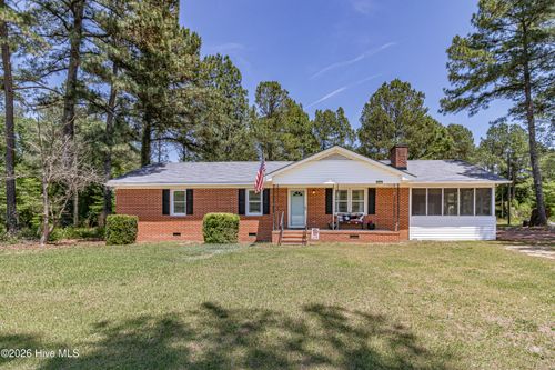 989 Garner Chapel Rd, Mount Olive, NC, 28365-6154 | Card Image