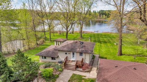 150 Trumble Lake Rd, Rives Junction, MI, 49277-9729 | Card Image