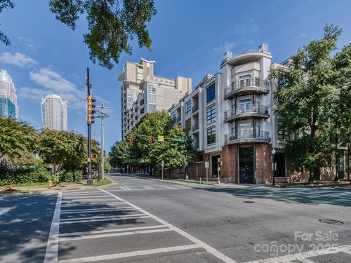 525 E 6th St, Charlotte, NC, 28202-2925 | Card Image
