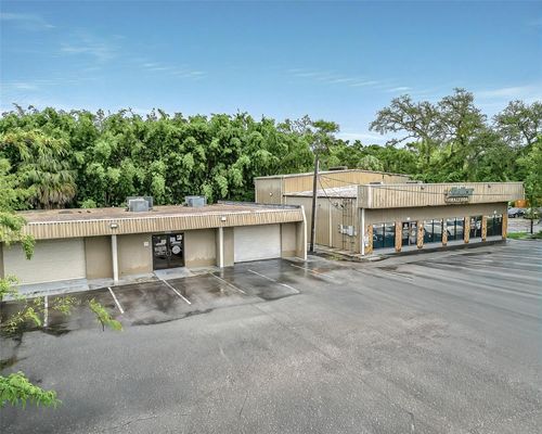 3403 W Waters Ave, Tampa, FL, 33614-2713 | Card Image