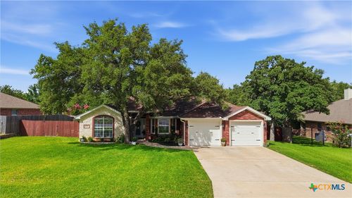302 Wrought Iron Dr, Harker Heights, TX, 76548-7495 | Card Image