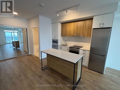 2801-30 Upper Mall Way, Vaughan (Brownridge), ON, L4J0L7 | Card Image