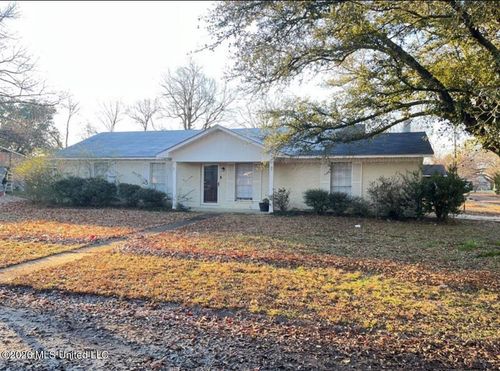 2 Pine Circle, Indianola, MS, 38751 | Card Image
