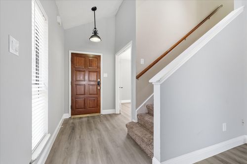 2909 Menlo Park Ln, Carrollton, TX, 75007-5073 | Card Image