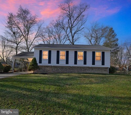 8012 Frye Rd, ALEXANDRIA, VA, 22309-1136 | Card Image