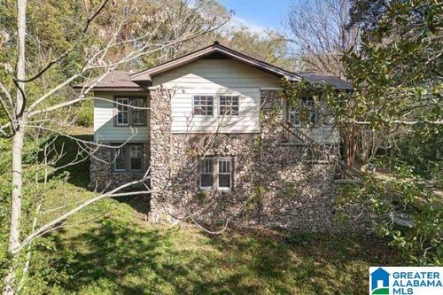 1617 Old Springville Rd, Center Point, AL, 35215-6752 | Card Image