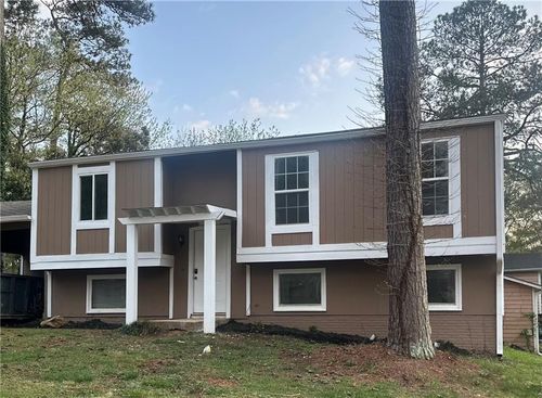 4941 Isle Royal Ct, Stone Mountain, GA, 30088-2305 | Card Image