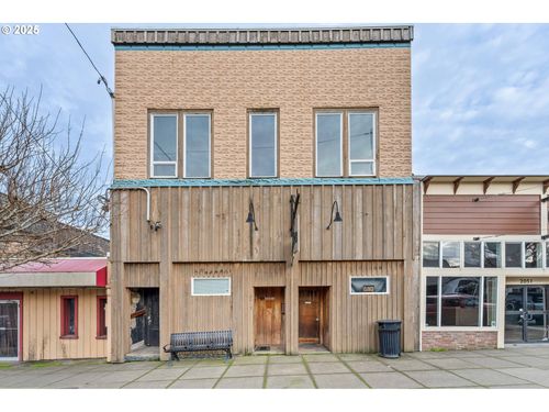 2043/2037 Sherman Ave, NorthBend, OR, 97459 | Card Image
