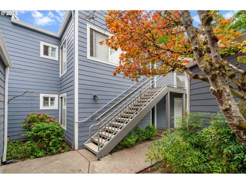 17618 Nw Springville Rd, Portland, OR, 97229-1783 | Card Image