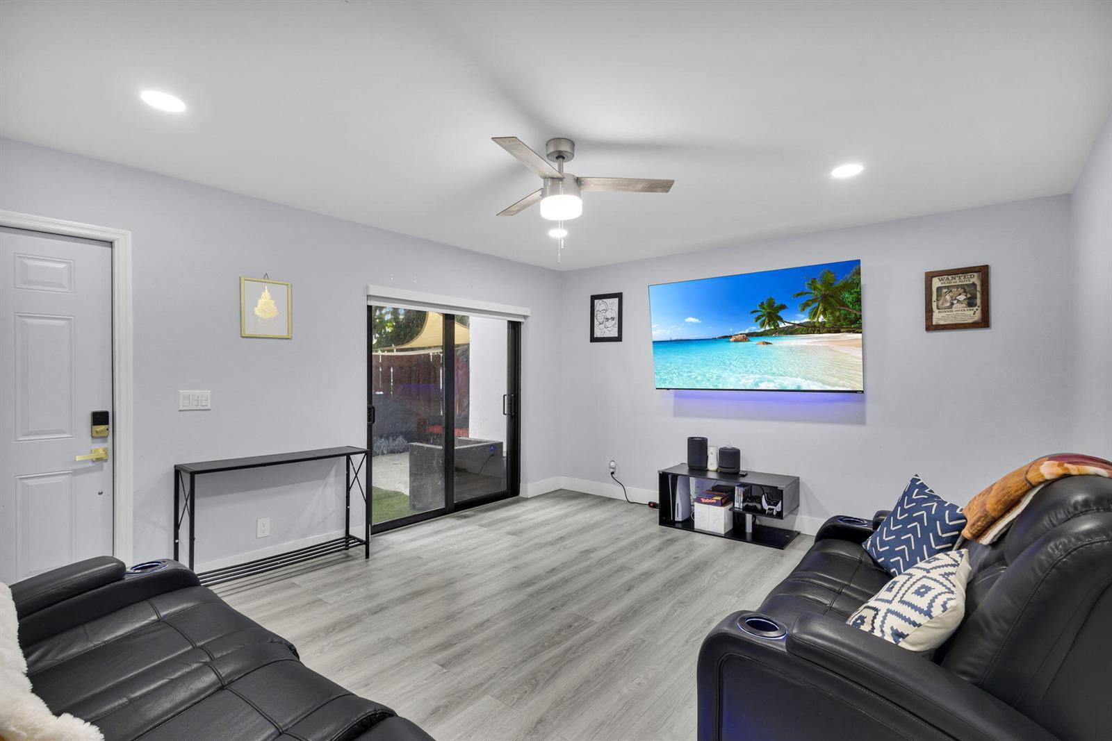 Residential in Lake Worth 5