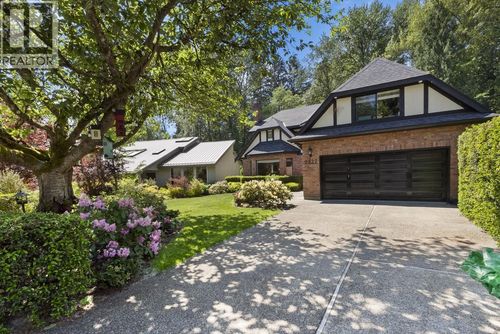 9927 Rathburn Dr, Burnaby, BC, V3J7J5 | Card Image