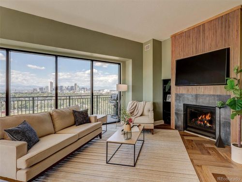 1401-2990 E 17th Ave, Denver, CO, 80206-1672 | Card Image