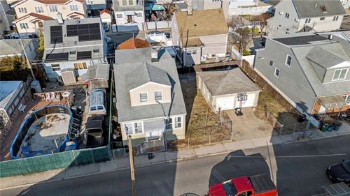 32 Dictum Court, Brooklyn, NY, 11229 | Card Image