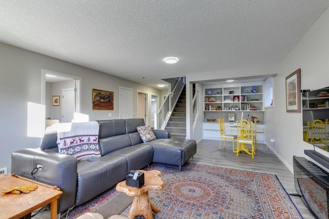 8 Drake Landing Street, House other with 3 bedrooms, 3 bathrooms and 4 parking in Okotoks AB | Image 25
