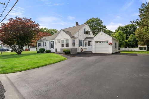 24 Wilbur St, Raynham, MA, 02767-1936 | Card Image