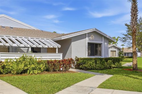 2-657 Racquet Club Rd, Weston, FL, 33326-1864 | Card Image