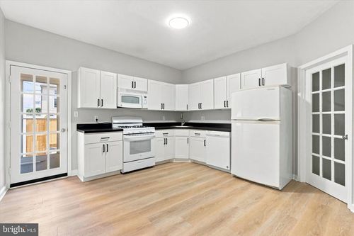 185 Gay St, PHILADELPHIA, PA, 19127-1310 | Card Image