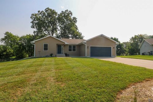1050 Homewood St, Emporia, KS, 66801-3438 | Card Image