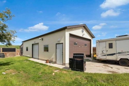 124 Abingdon Way Ne, Calgary, AB, T2A6R8 | Card Image