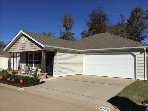 4456 W Bungalow St, Fayetteville, AR, 72704-7911 | Card Image