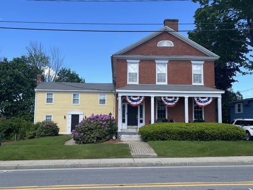 10-8-10 Pleasant St, Leicester, MA, 01524-1438 | Card Image