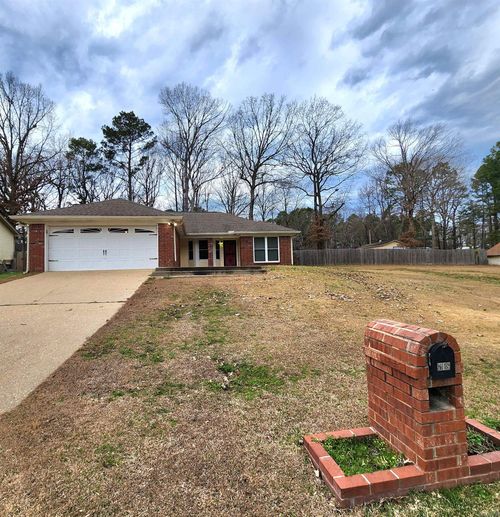 718 Cara Jane Dr, Redfield, AR, 72132-9625 | Card Image