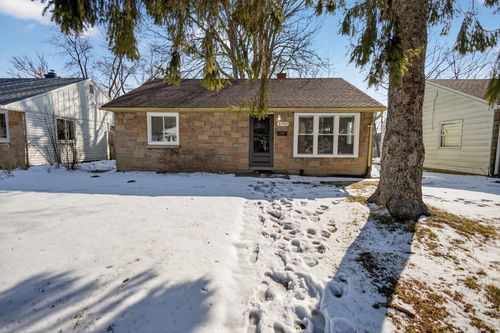 5760 N 32nd St, Milwaukee, WI, 53209-4115 | Card Image