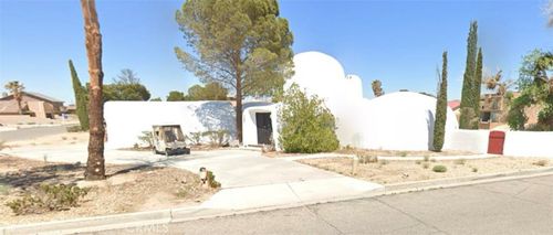 26325 Edgewater Ln, Helendale, CA, 92342-7767 | Card Image