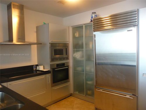 apt-4705-18201 Collins Ave, Sunny Isles Beach, FL, 33160-5152 | Card Image