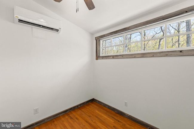 275 Oak Forest Ln, House other with 2 bedrooms, 2 bathrooms and null parking in BERKELEY SPRINGS WV | Image 18