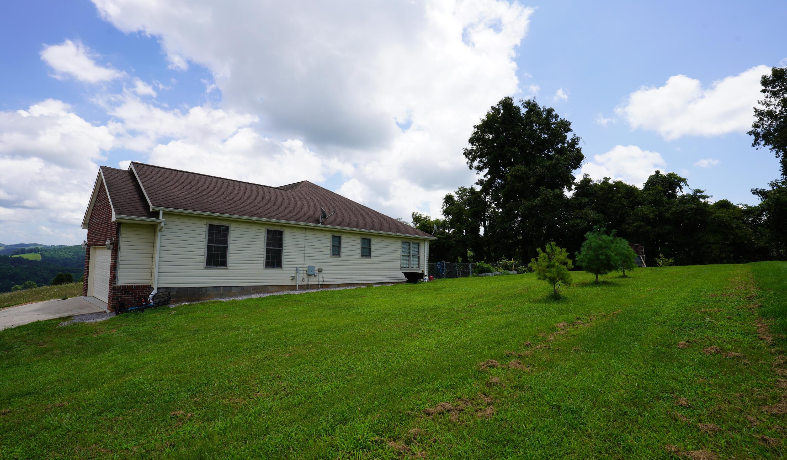 Residential in New Tazewell 3