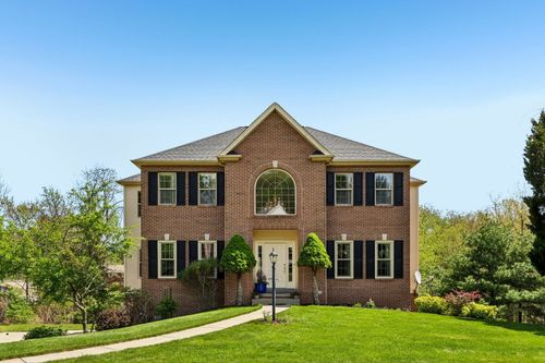 1605 Franklin Flds, Sewickley, PA, 15143-8767 | Card Image
