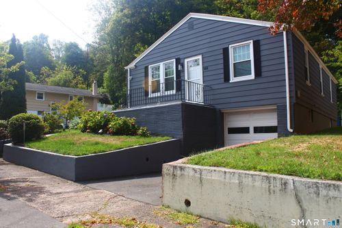 44 Huntington Ave, New Haven, CT, 06512-2624 | Card Image