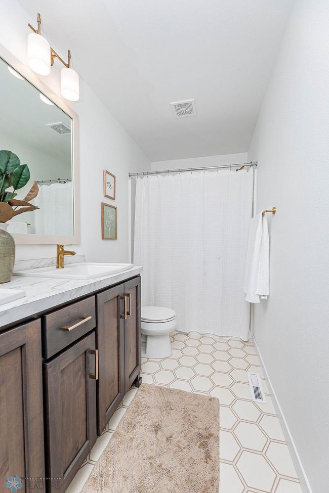 Primary Bathroom - Photos are from a previous build | Image 15