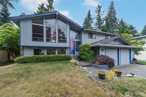 31949 36th Ave Sw, Federal Way, WA, 98023-2138 | Card Image