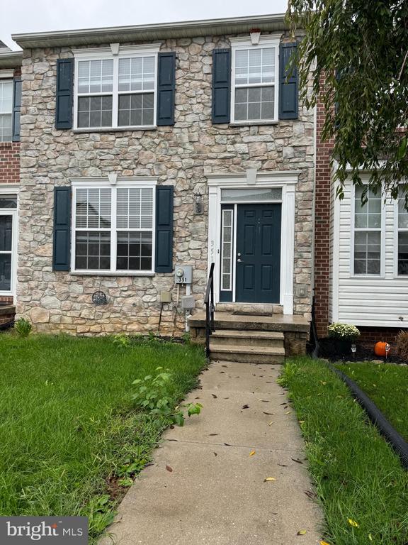 Mineral Dr, York, PA 17408