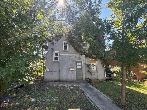 1434 Penn Ave, Wilkinsburg, PA, 15221-2413 | Card Image