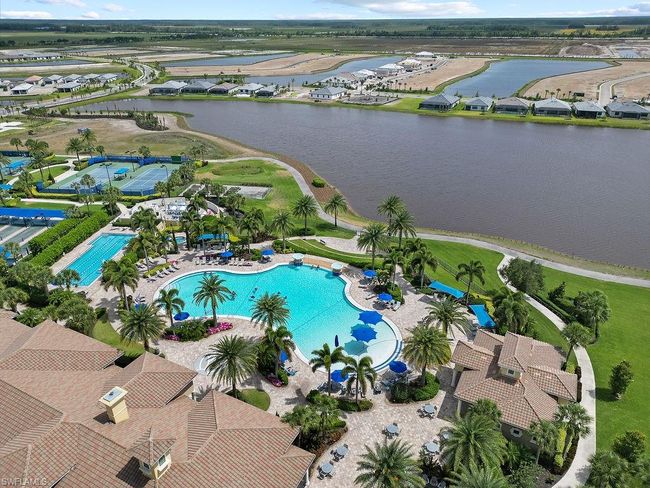 Birds eye view of property featuring a residential view and a water view | Image 45