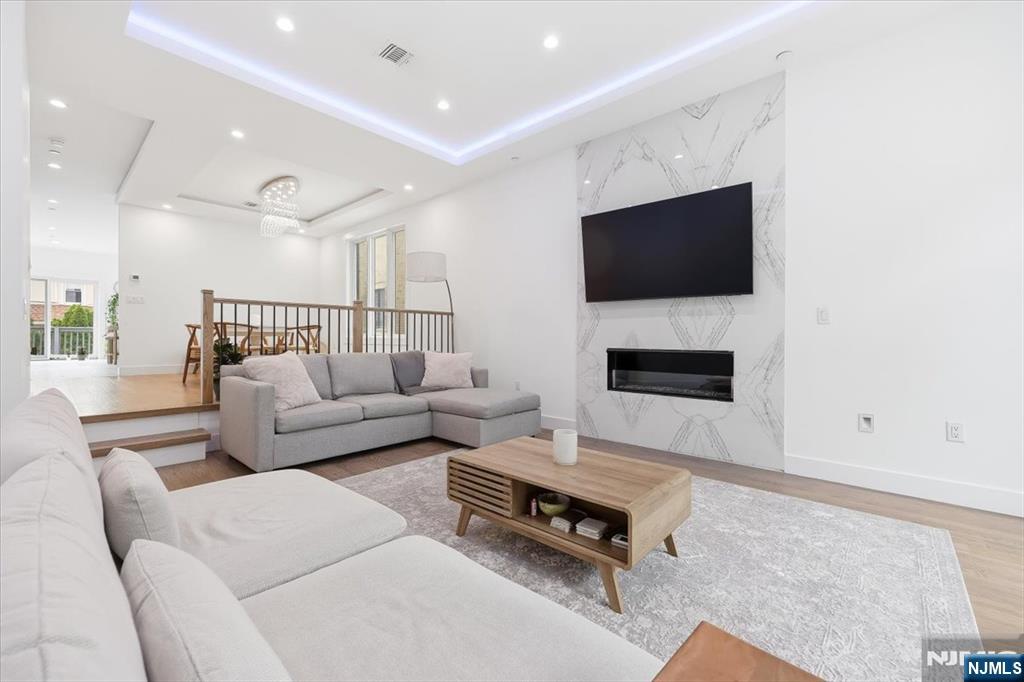 Residential Lease in Cliffside Park 4