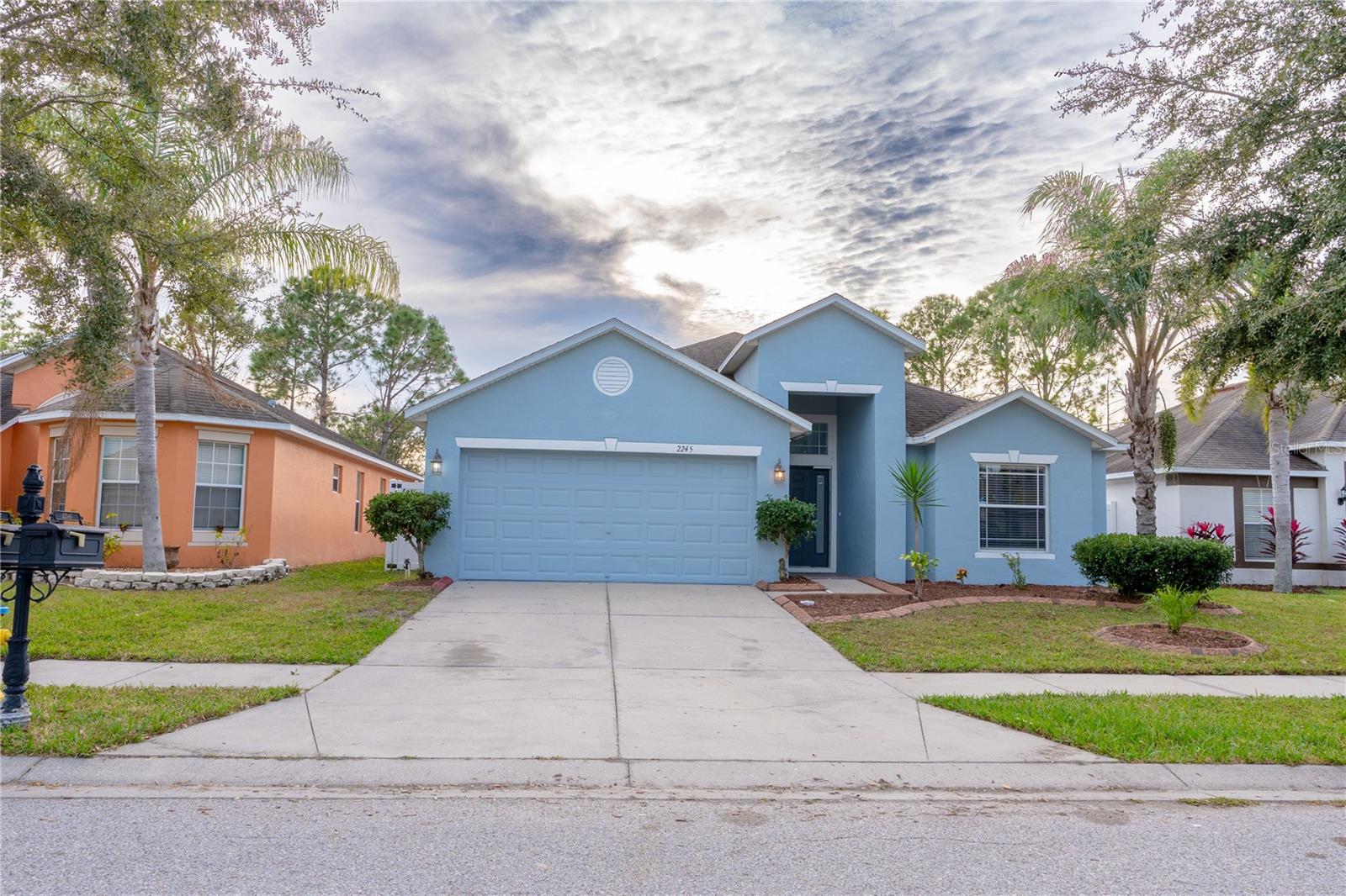 Colville Chase Dr, Ruskin, FL 33570