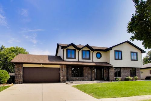 6723 Kingswood Rd, Willowbrook, IL, 60527-5146 | Card Image