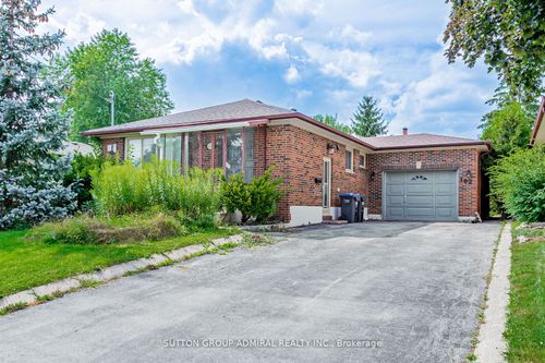 upper-102 Cornwall Rd, Brampton, ON, L6W1N8 | Card Image