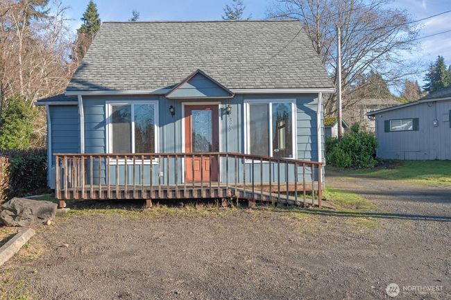 325 E State Route 4, House other with 3 bedrooms, 1 bathrooms and 1 parking in Cathlamet WA | Image 25