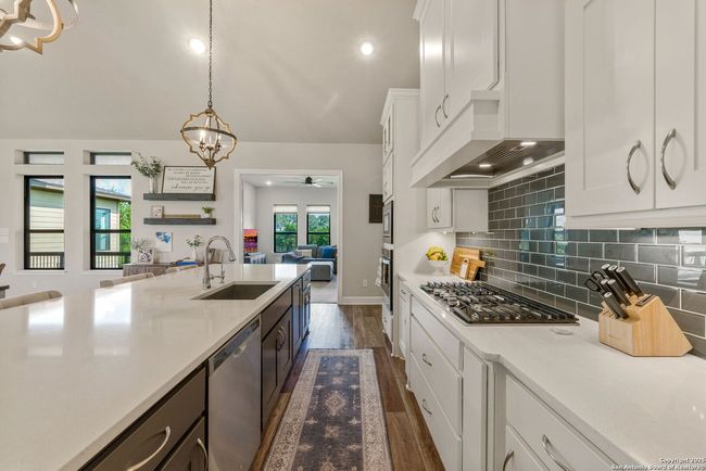 150 Madrone Trl, House other with 4 bedrooms, 4 bathrooms and null parking in Boerne TX | Image 13