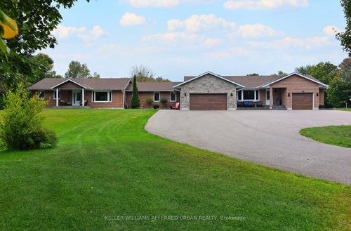 3243 St John'S Sideroad, Cedar Valley, ON, L4A2T6 | Card Image