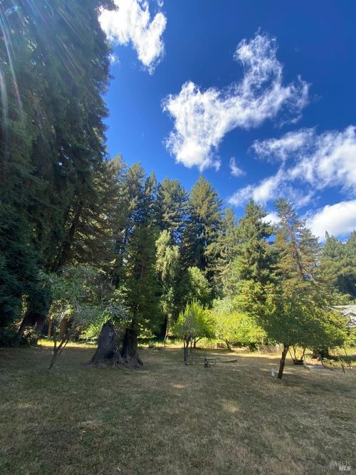 15900 Drake Road Ext, Guerneville, CA, 95446-9700 | Card Image
